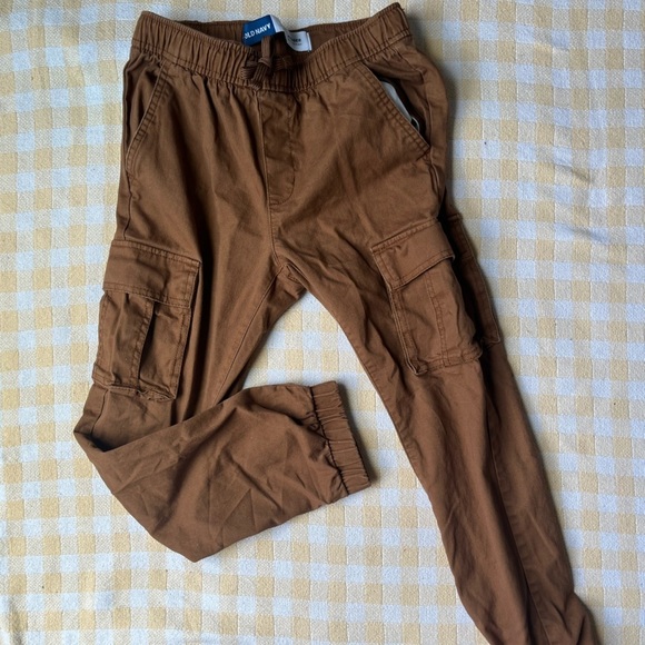 Old Navy Kids Brown Cargo Joggers - Picture 2 of 4